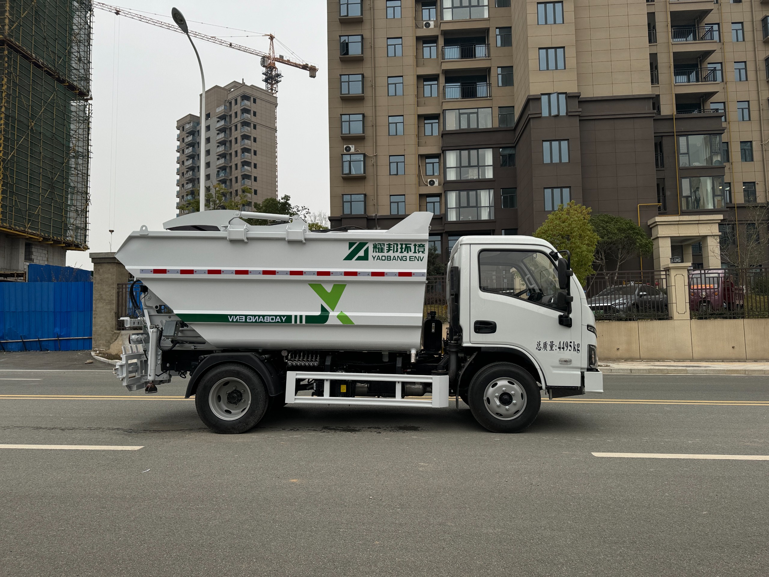 refuse collecting truck