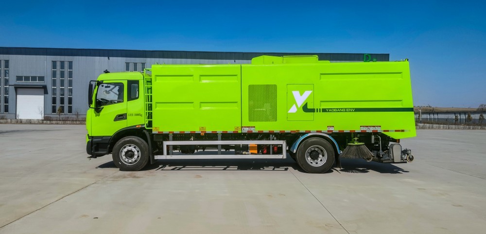 Pure electric road cleaning vehicle