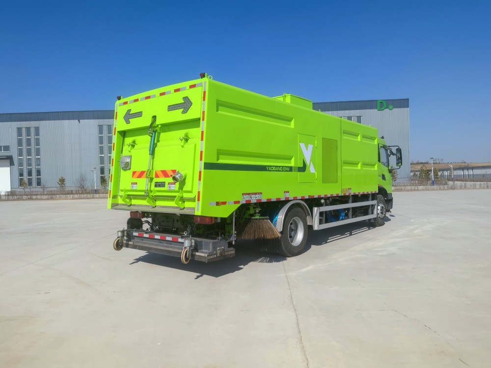 Pure electric road cleaning vehicle