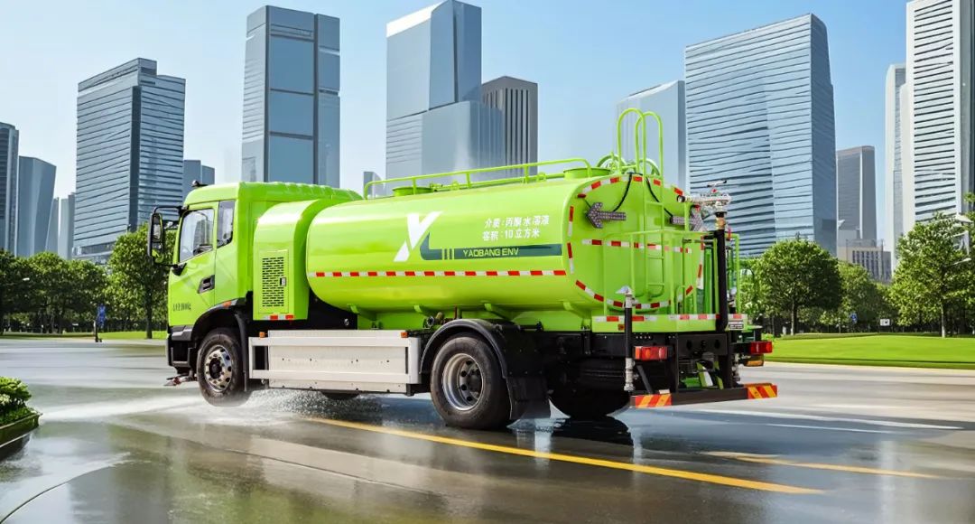 Yaobang Environmental Sprinkler Truck Work